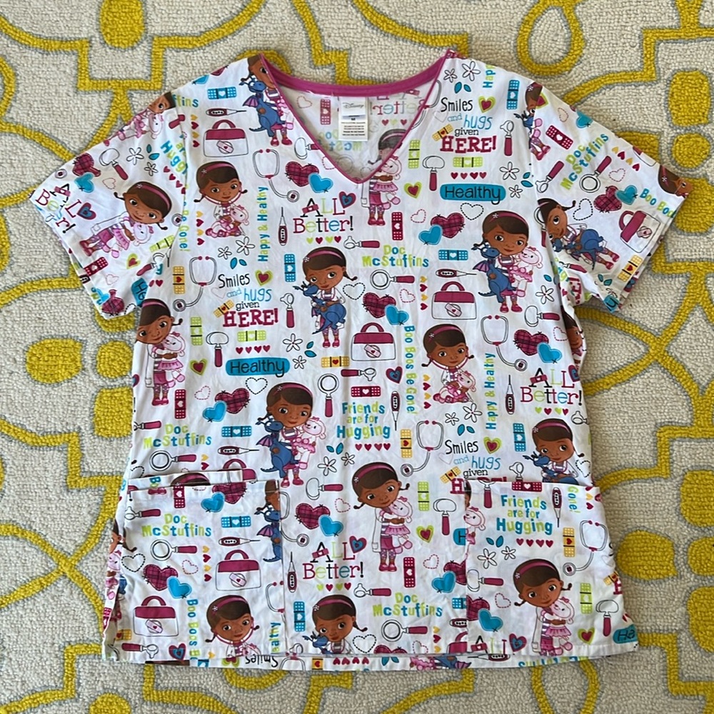 Doc McStuffins Scrub Top. Sz M